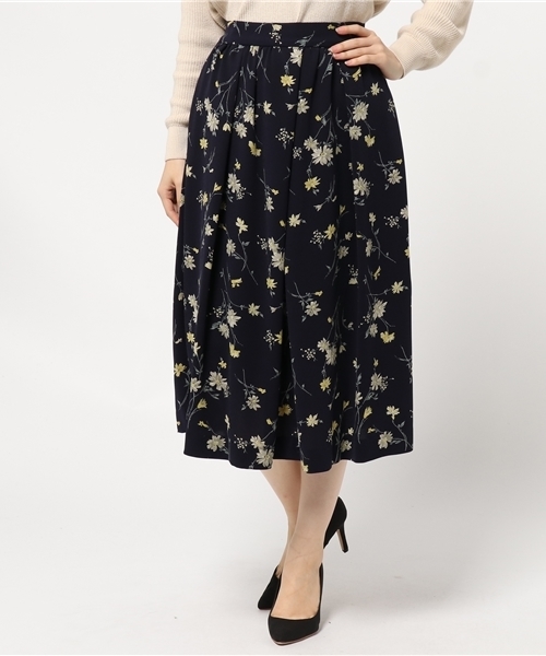 CLANE（クラネ）の「ANTIQUE FLOWER VOLUME SKIRT（スカート・レディース・ネイビー/ブラック/アイボリー・2/0/1）」の13枚目の写真