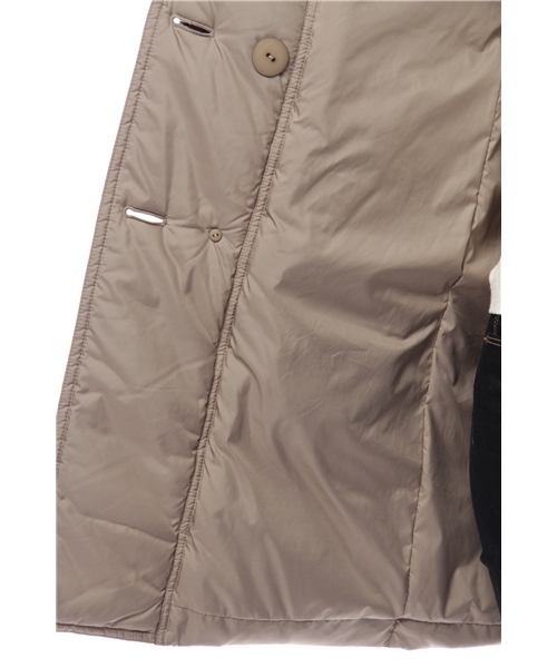 Tiara（ティアラ）の「前Wボタンダウンコート（ダウンジャケット