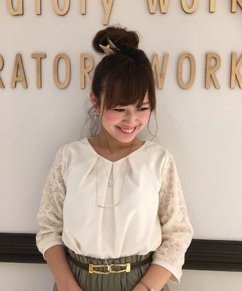 laboratory work（ラボラトリーワーク）の「袖オーガンジーレース 衿タックプルオーバー（Tシャツ/カットソー・レディース・ライトグレー/オフホワイト/ライトベージュ・MEDIUM）」の16枚目の写真