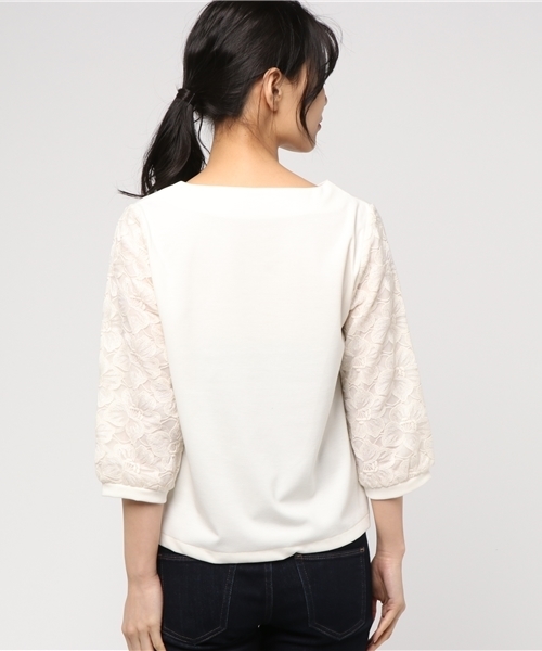 laboratory work（ラボラトリーワーク）の「袖オーガンジーレース 衿タックプルオーバー（Tシャツ/カットソー・レディース・ライトグレー/オフホワイト/ライトベージュ・MEDIUM）」の6枚目の写真