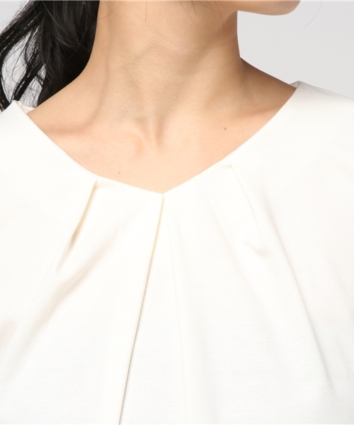 laboratory work（ラボラトリーワーク）の「袖オーガンジーレース 衿タックプルオーバー（Tシャツ/カットソー・レディース・ライトグレー/オフホワイト/ライトベージュ・MEDIUM）」の7枚目の写真