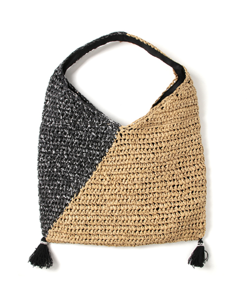 LBC(エルビーシー)の「ペーパー配色ワンショルダー(ショルダーバッグ・レディース・オフホワイト/ブラック・FREE)」の3枚目の写真