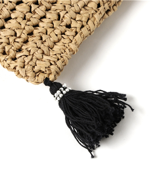 LBC(エルビーシー)の「ペーパー配色ワンショルダー(ショルダーバッグ・レディース・オフホワイト/ブラック・FREE)」の4枚目の写真