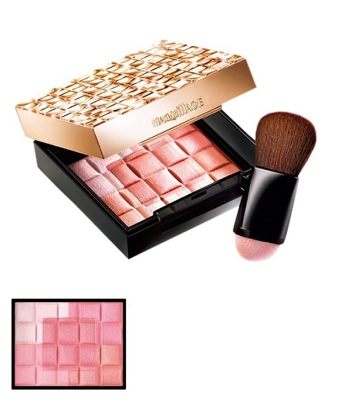 MAQuillAGE(マキアージュ)の「マキアージュ ドラマティックムードヴェール PK200 ピーチピンク(メイクアップ)」|ピンク