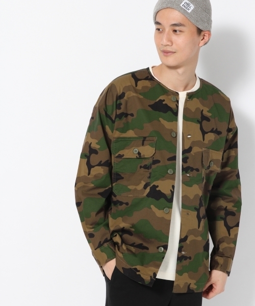 GLOBAL WORK（グローバルワーク）の「ノーカラーファティーグシャツ/761876（シャツ/ブラウス・メンズ・グリーン/カーキ・MEDIUM/SMALL/LARGE/X-LARGE）」の2枚目の写真