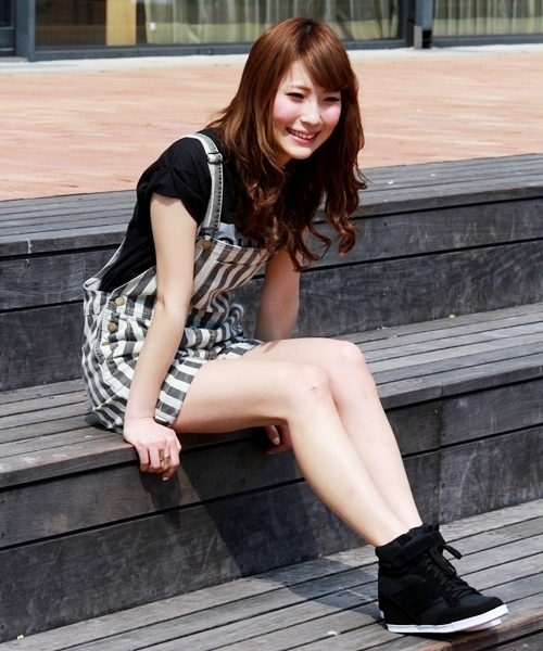 WEGO（ウィゴー）の「WEGO/デニムサロペット（サロペット/オーバーオール・レディース・ホワイト/ブラック/ダークインディゴブルー・FREE）」の15枚目の写真