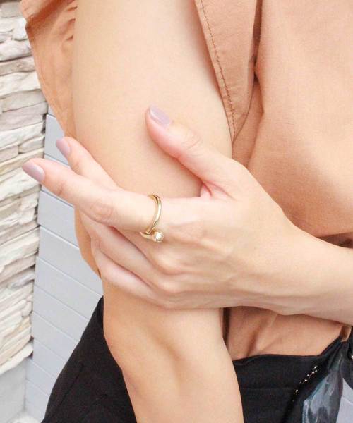 MODE ROBE（モードローブ）の「ワンドロップシンプルリング（リング・レディース・シルバー/ゴールド・13号）」の2枚目の写真
