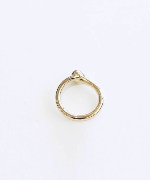 MODE ROBE（モードローブ）の「ワンドロップシンプルリング（リング・レディース・シルバー/ゴールド・13号）」の6枚目の写真