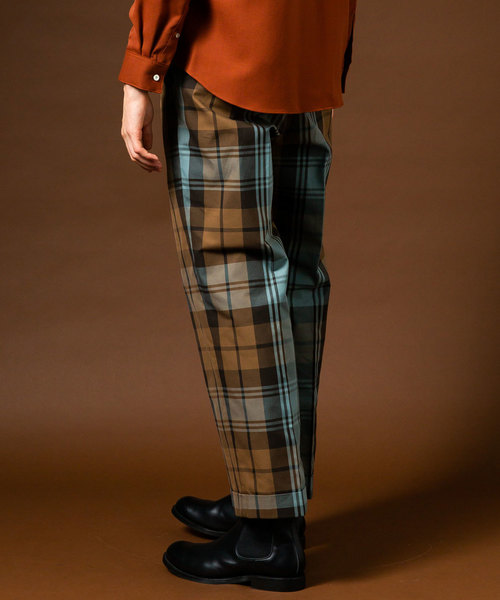 UNITED TOKYO（ユナイテッドトウキョウ）の「タータンチェックワイド2タックスラックス（その他パンツ・メンズ・ブラック/ブラウン・1/2/3）」の6枚目の写真