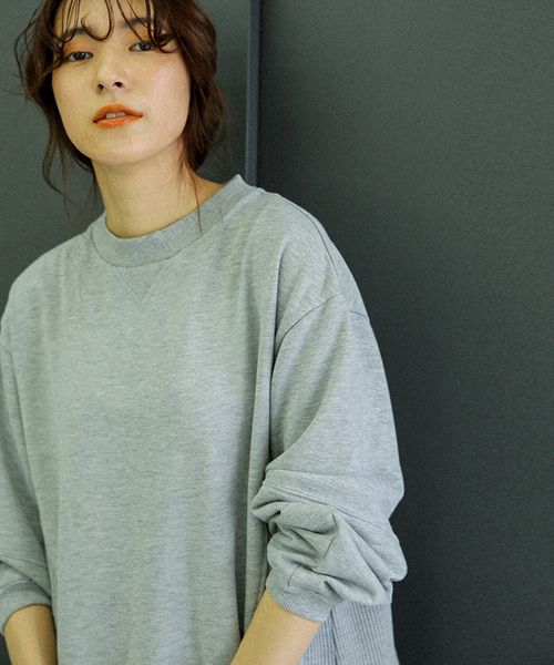 select MOCA（セレクトモカ）の「サーマルドッキングスウェットチュニックプルオーバー(サイドワッフルスウェット長袖プルオーバー)（スウェット・レディース・グレー/アイボリー/チャコール・FREE）」の5枚目の写真