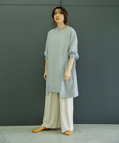 select MOCA（セレクトモカ）の「サーマルドッキングスウェットチュニックプルオーバー(サイドワッフルスウェット長袖プルオーバー)（スウェット・レディース・グレー/アイボリー/チャコール・FREE）」の7枚目の写真