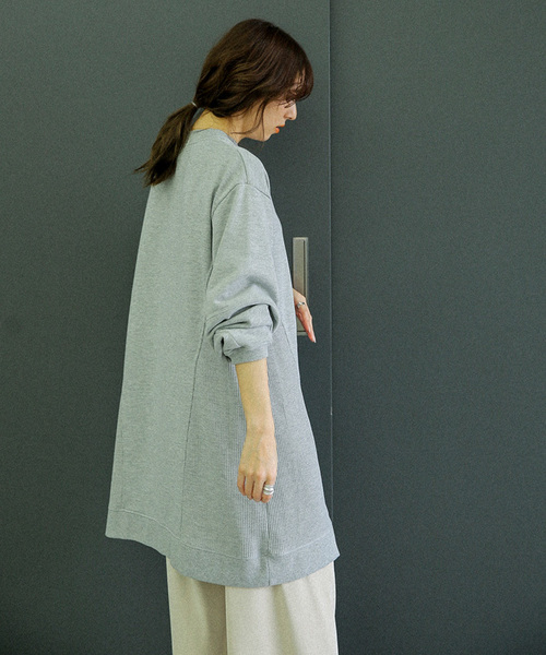 select MOCA（セレクトモカ）の「サーマルドッキングスウェットチュニックプルオーバー(サイドワッフルスウェット長袖プルオーバー)（スウェット・レディース・グレー/アイボリー/チャコール・FREE）」の17枚目の写真