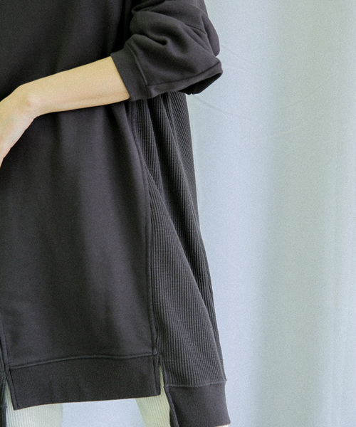 select MOCA（セレクトモカ）の「サーマルドッキングスウェットチュニックプルオーバー(サイドワッフルスウェット長袖プルオーバー)（スウェット・レディース・グレー/アイボリー/チャコール・FREE）」の20枚目の写真