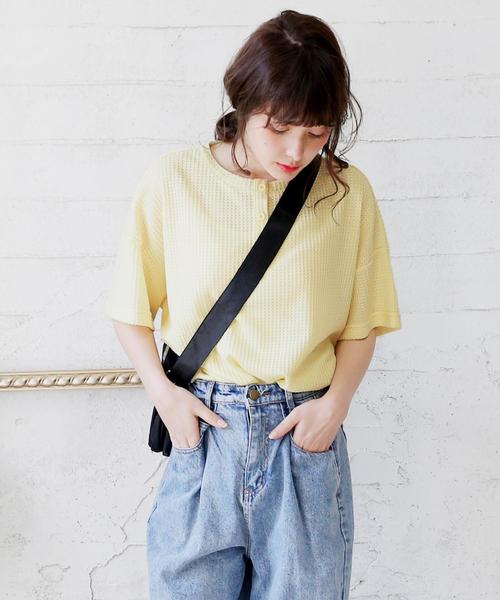 Girly Doll(ガーリードール)の「ワッフル半袖トップス(Tシャツ/カットソー・レディース・ブラック/ベージュ/ピンク/イエロー/ブラック系その他/ベージュ系その他/イエロー系その他/ピンク系その他/ブラック系その他2/ベージュ系その他2/イエロー系その他2/ピンク系その他2・FREE)」の9枚目の写真