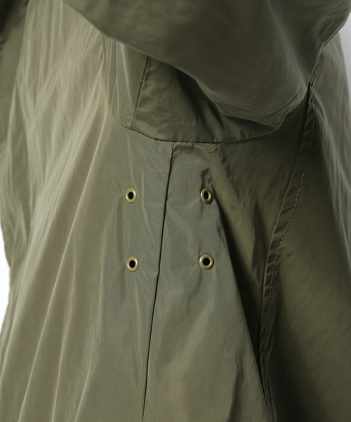 AMERICAN RAG CIE（アメリカンラグシー）の「AMERICAN RAG CIE 形状記憶ステンカラーコート 114-AFN-M141-CO021∴（ステンカラーコート・メンズ・カーキ/ベージュ・2/1）」の11枚目の写真