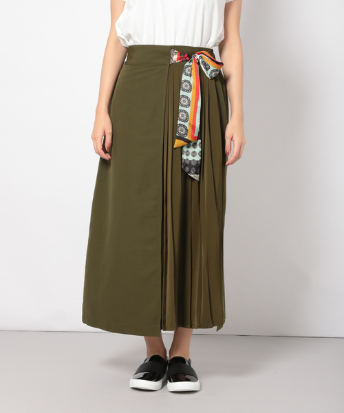 PAGEBOY（ページボーイ）の「スカーフサイドプリーツスカート（スカート・レディース・ライトグレー/ブラック/カーキ・FREE）」の16枚目の写真