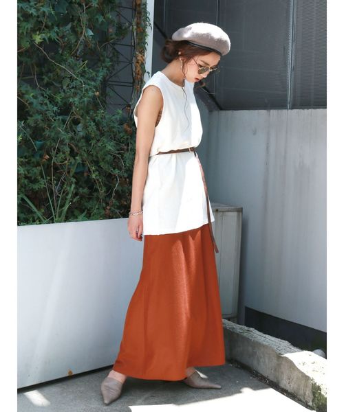 Ungrid（アングリッド）の「ヴィンテージサテンフィットフレアスカート（スカート・レディース・オフホワイト/カーキ/ダークオレンジ・FREE）」の8枚目の写真