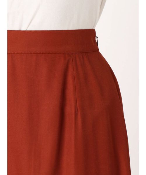 Ungrid（アングリッド）の「ヴィンテージサテンフィットフレアスカート（スカート・レディース・オフホワイト/カーキ/ダークオレンジ・FREE）」の14枚目の写真