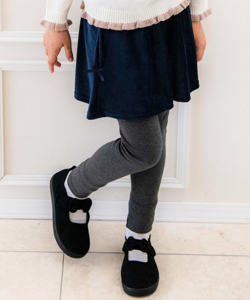 Catherine Cottage(キャサリンコテージ)の「コーデュロイスカート付きレギンス(スカート・キッズ・アイボリー/ピンク/ライラック/レッド/サンドベージュ/オリーブ/グレイッシュベージュ/ネイビー/ブラック/グレイッシュブルー・90/100/110/120/130/140/150/160)」の1枚目の写真