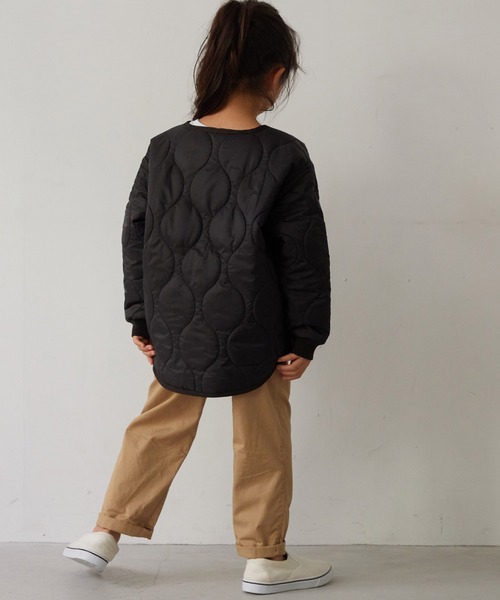 OMNES(オムネス)の「ウェーブキルトショートジャケット キルティングジャケット(その他アウター・キッズ・ブラック/カーキ/ベージュ・100/110/120/130/140)」の9枚目の写真