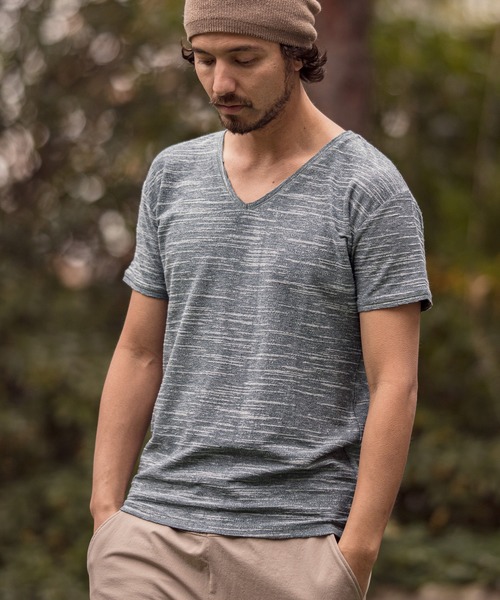 CAMBIO(カンビオ)の「mt6376-カットオフVネックカットソー(Tシャツ/カットソー・メンズ・ホワイト/ブラック/ベージュ/ブルー・S/M/L)」の4枚目の写真