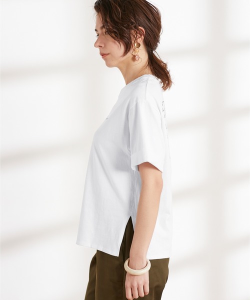 CONVERSE（コンバース）の「CONVERSE コンバース Chaco closet別注 袖ロールアップバックロゴプリント半袖Tシャツ（Tシャツ/カットソー・レディース・ホワイト/ブラック/サンドベージュ・FREE）」の12枚目の写真