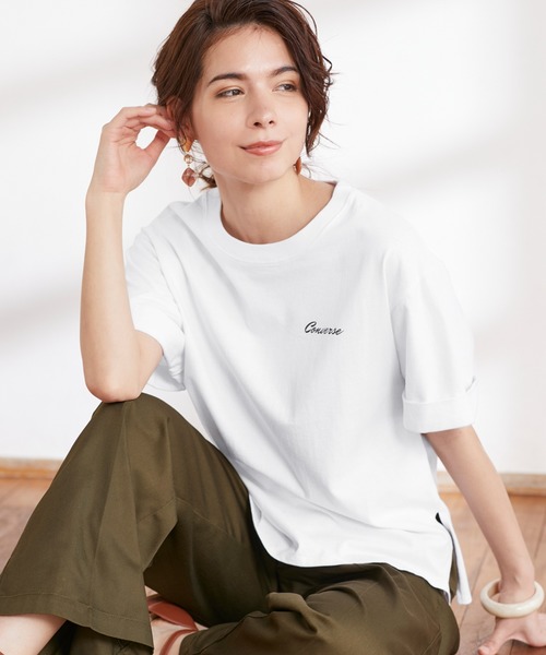 CONVERSE（コンバース）の「CONVERSE コンバース Chaco closet別注 袖ロールアップバックロゴプリント半袖Tシャツ（Tシャツ/カットソー・レディース・ホワイト/ブラック/サンドベージュ・FREE）」の18枚目の写真