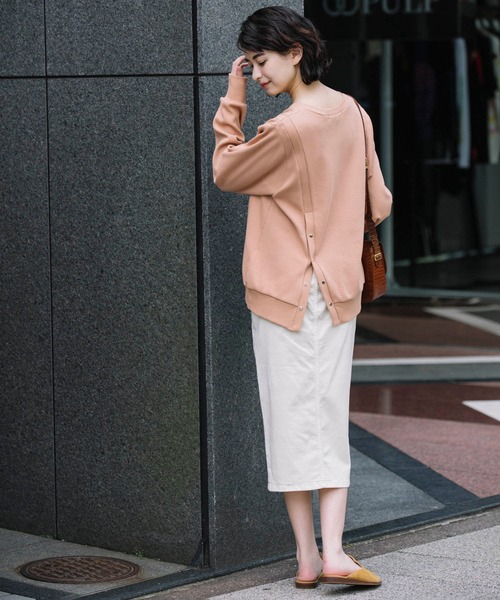 Munich（ミューニック）の「ストレッチサーマル　Vネックプルオーバー（Tシャツ/カットソー・レディース・グレイッシュベージュ/ホワイト/ブラック/ピンク/グリーン・FREE）」の22枚目の写真