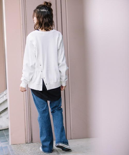 Munich（ミューニック）の「ストレッチサーマル　Vネックプルオーバー（Tシャツ/カットソー・レディース・グレイッシュベージュ/ホワイト/ブラック/ピンク/グリーン・FREE）」の10枚目の写真