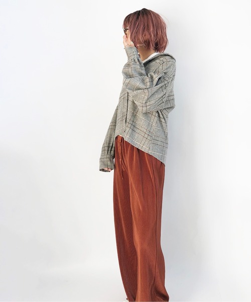 Mysa&Liina(ミーサリーナ)の「ボリューム袖チェックシャツ(シャツ/ブラウス・レディース・ブラウン/ベージュ・M)」の11枚目の写真