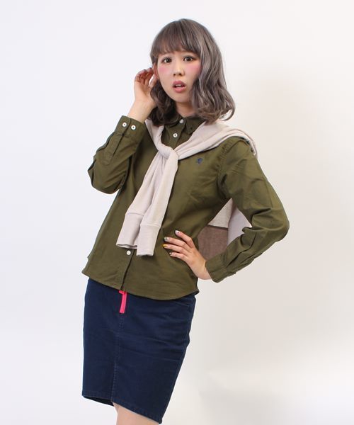 GIORDANO（ジョルダーノ）の「[GIORDANO]コットンオックスフォードライオン刺繍長袖シャツ（シャツ/ブラウス・レディース・ホワイト/カーキ/ネイビー/イエロー/レッド/グレー・SMALL/LARGE/MEDIUM）」の3枚目の写真