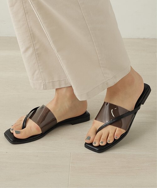 frames RAY CASSIN（フレームスレイカズン）の「スクエアートゥートングサンダル（サンダル・レディース・ブラック/キナリ/ブラウン系・SMALL/MEDIUM/LARGE）」の4枚目の写真