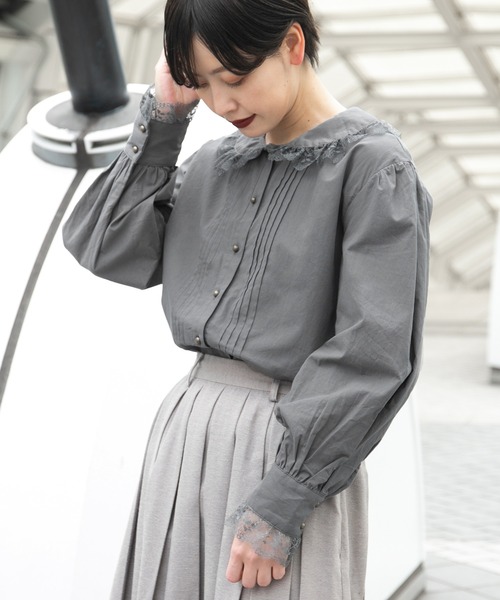 kutir（クティール）の「レース襟ピンタックブラウス（シャツ/ブラウス・レディース・ホワイト/チャコールグレー・FREE）」の14枚目の写真