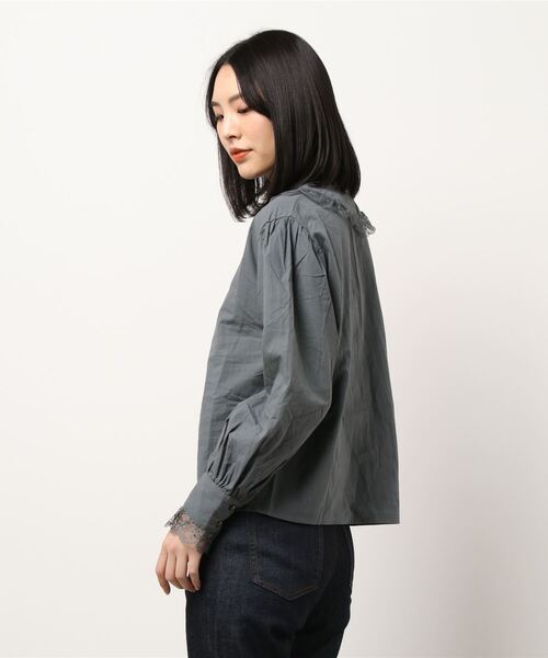 kutir（クティール）の「レース襟ピンタックブラウス（シャツ/ブラウス・レディース・ホワイト/チャコールグレー・FREE）」の9枚目の写真