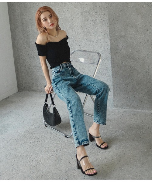 ANAP（アナップ）の「シャーリングオフショルトップス（Tシャツ/カットソー・レディース・ブラック/オフホワイト/ライトベージュ・FREE）」の5枚目の写真