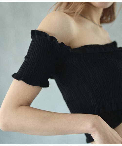 ANAP（アナップ）の「シャーリングオフショルトップス（Tシャツ/カットソー・レディース・ブラック/オフホワイト/ライトベージュ・FREE）」の14枚目の写真