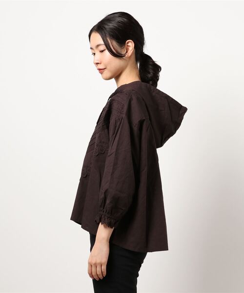 Samansa Mos2（サマンサ モスモス）の「レース付フードハオリブラウス（シャツ/ブラウス・レディース・ミント/オフホワイト/チャコール・ﾌﾘ-）」の4枚目の写真