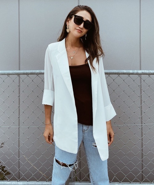 esutoreja（エストレジャ）の「シースルースリットサマージャケット（テーラードジャケット・レディース・ホワイト/グレー・FREE）」の2枚目の写真