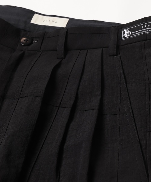 Jieda（ジエダ）の「2022春夏 TUCK FABRIC OVER SHORT（その他パンツ 