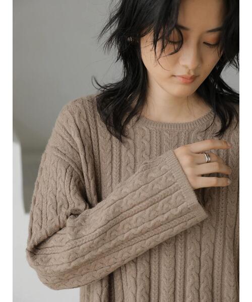 AMERICAN HOLIC（アメリカンホリック）の「Aラインフレアケーブルニットプルオーバー（ニット/セーター・レディース・アイボリー/モカ・M/L）」の7枚目の写真