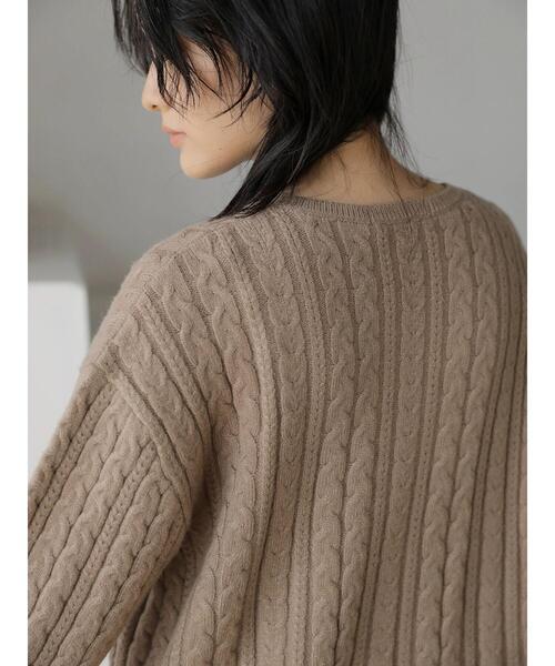 AMERICAN HOLIC（アメリカンホリック）の「Aラインフレアケーブルニットプルオーバー（ニット/セーター・レディース・アイボリー/モカ・M/L）」の8枚目の写真