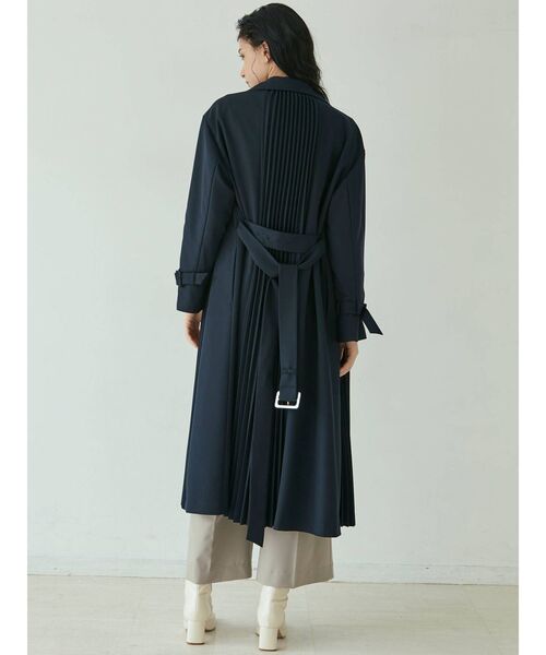 LAGUNAMOON（ラグナムーン）の「プリーツデザインコート（その他アウター・レディース・ベージュ/ネイビー・SMALL/MEDIUM）」の15枚目の写真