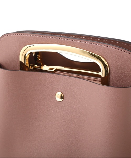 NATURAL BEAUTY BASIC(ナチュラルビューティーベーシック)の「オーバルメタルハンドルショルダー/0171282800(ショルダーバッグ・レディース・ブラック/ピンク/ベージュ系その他・フリ-)」の6枚目の写真