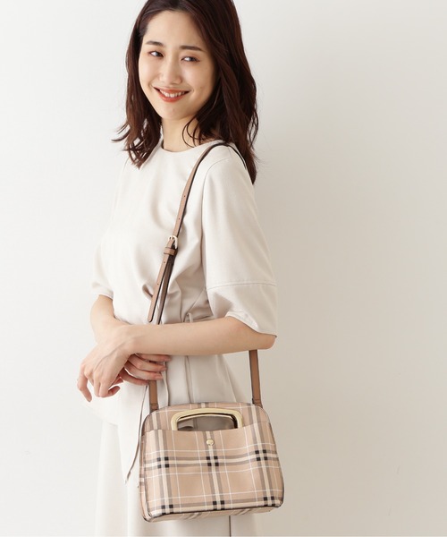 NATURAL BEAUTY BASIC(ナチュラルビューティーベーシック)の「オーバルメタルハンドルショルダー/0171282800(ショルダーバッグ・レディース・ブラック/ピンク/ベージュ系その他・フリ-)」の15枚目の写真