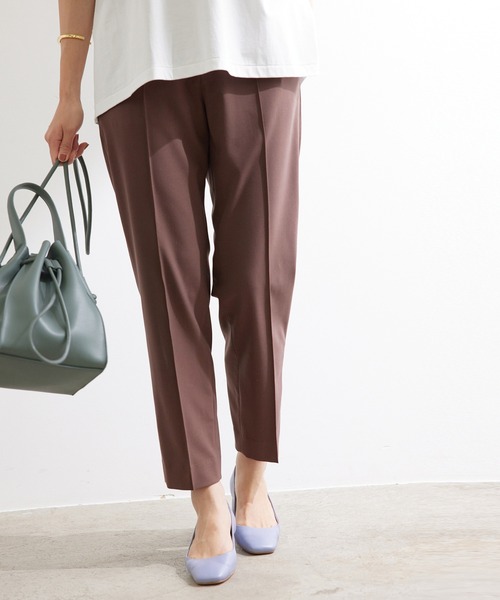 ROPE'(ロペ)の「【21AW】ピンタックシガレットパンツ(その他パンツ・レディース・ダークブラウン/イエロー/グリーン/ブルー系その他4・40/38/36/34)」の2枚目の写真