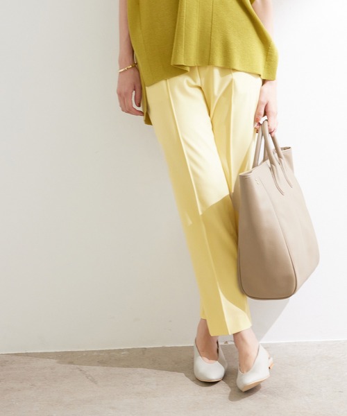 ROPE'(ロペ)の「【21AW】ピンタックシガレットパンツ(その他パンツ・レディース・ダークブラウン/イエロー/グリーン/ブルー系その他4・40/38/36/34)」の1枚目の写真