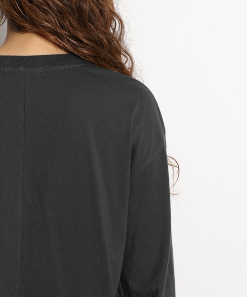 niko and...（ニコアンド）の「袖タックロングスリットプルオーバー（Tシャツ/カットソー・レディース・オフホワイト/チャコール・MEDIUM/LARGE）」の11枚目の写真