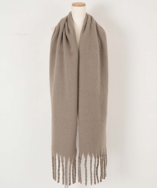 titivate(ティティベイト)の「ボリュームマフラー/ストール(マフラー・レディース・アイボリー/ブラック/ライトカーキ/ピンクベージュ/モカ/グリーン/レッド/チャコール/オレンジ/イエロー/ブルー/ライトベージュ/レッド系その他・FREE)」の17枚目の写真