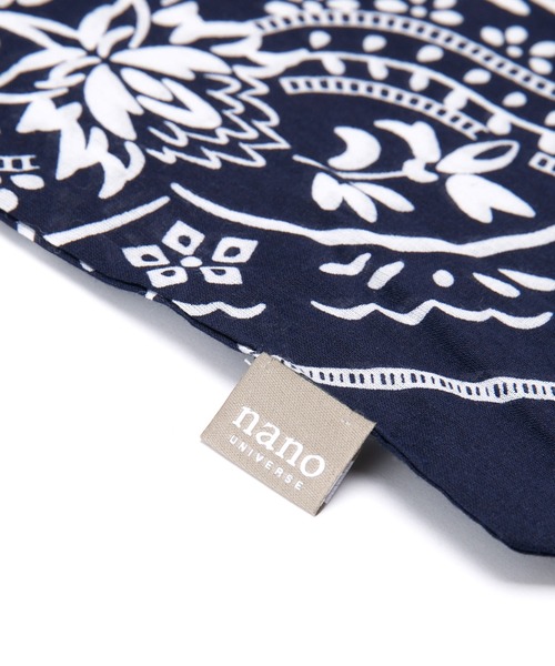 NANO universe（ナノユニバース）の「バンダナプリントスカーフ（マフラー・メンズ・ボルドー/ネイビー・FREE）」の5枚目の写真