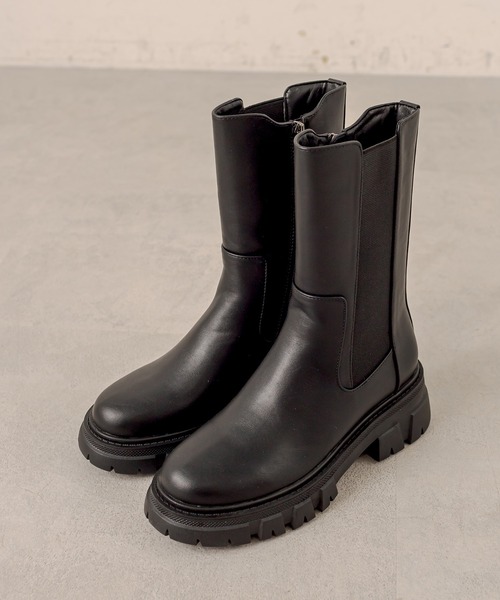 OLIVE des OLIVE（オリーブデオリーブ）の「ミドル丈サイドゴアブーツ（ブーツ・レディース・ブラック/オフホワイト・MEDIUM/SMALL/LARGE）」の3枚目の写真